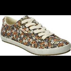 Taos Women’s Star Sneaker